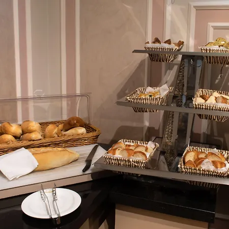 Hotel The Time Marina